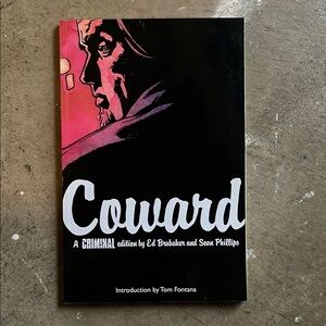Coward - 2007 1st printing Criminal Graphic Novel Comic Book